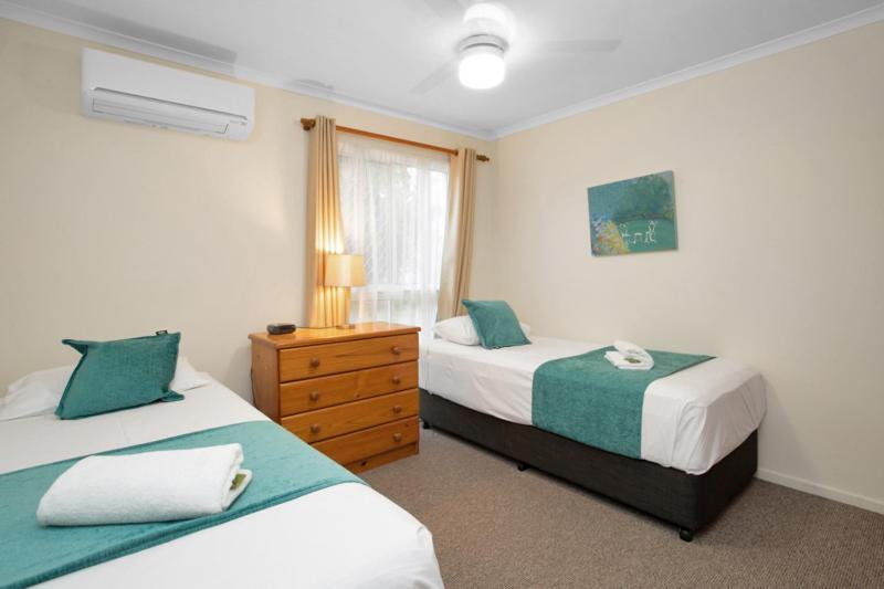 מקיי The Shores Holiday Apartments מראה חיצוני תמונה
