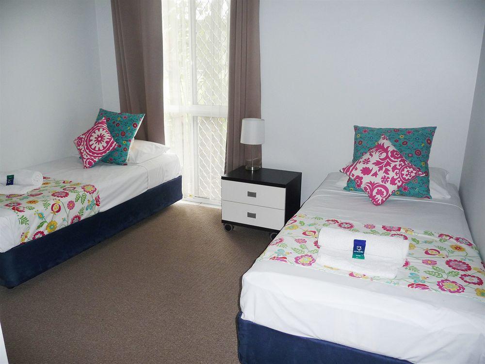מקיי The Shores Holiday Apartments מראה חיצוני תמונה