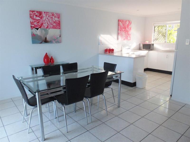 מקיי The Shores Holiday Apartments מראה חיצוני תמונה