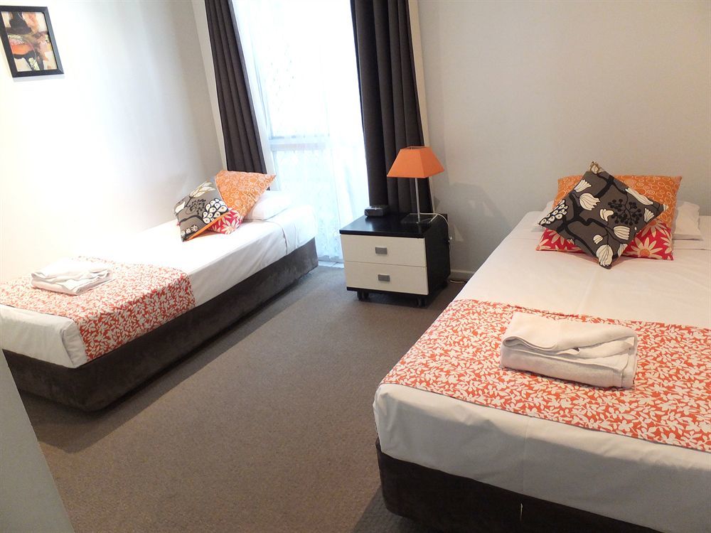 מקיי The Shores Holiday Apartments מראה חיצוני תמונה