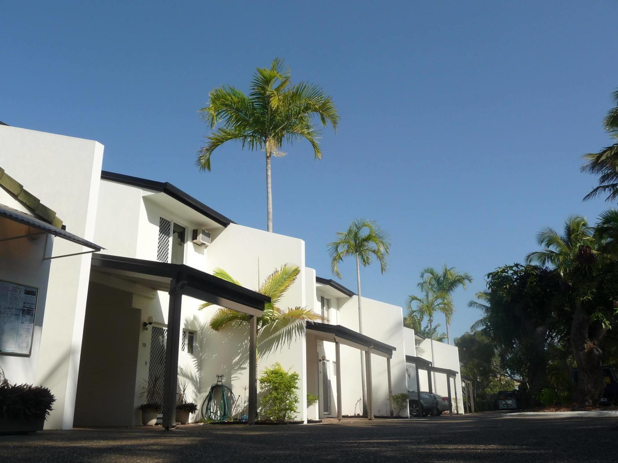 מקיי The Shores Holiday Apartments מראה חיצוני תמונה