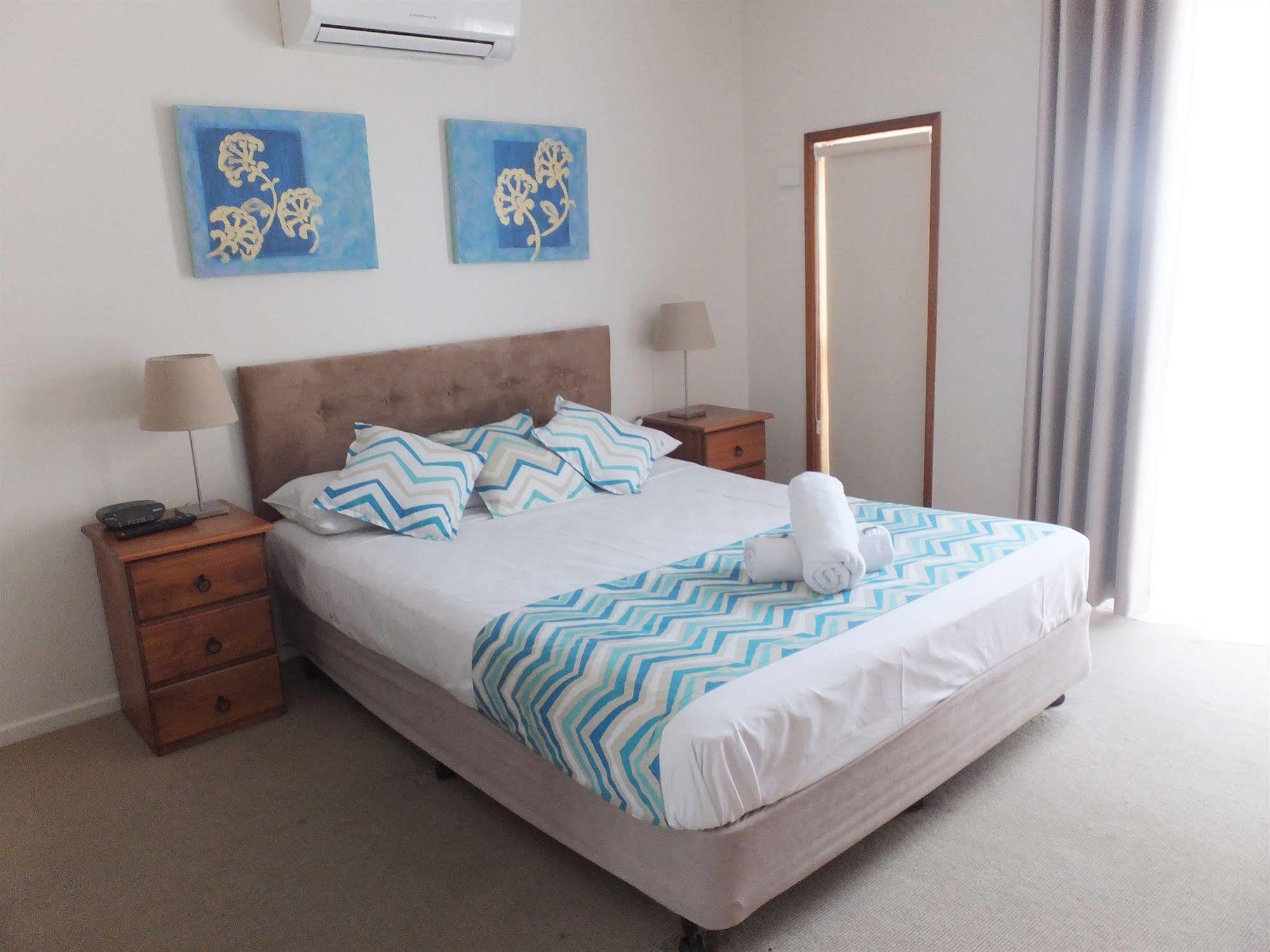 מקיי The Shores Holiday Apartments מראה חיצוני תמונה